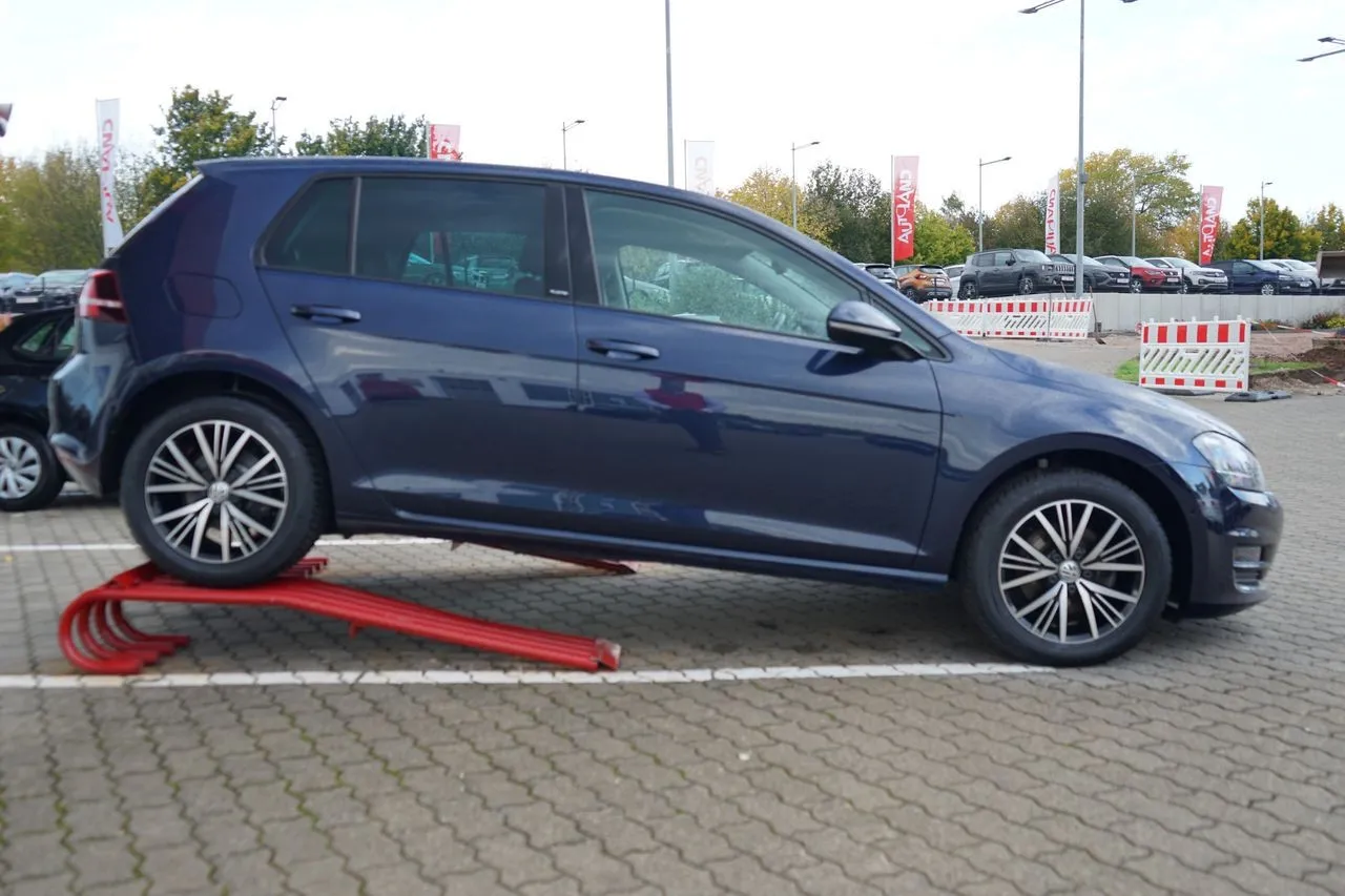 Volkswagen Golf VII 1.4 TSI Allstar...  Image 2